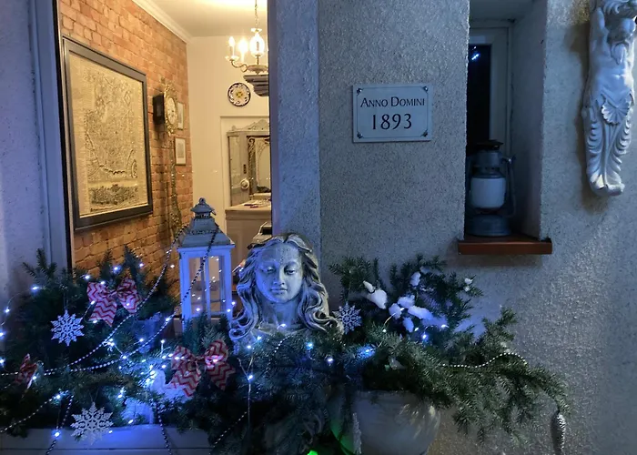 Villa Italiana pokoje z prywatnymi łazienkami&Odnowa Biologiczna Gdynia